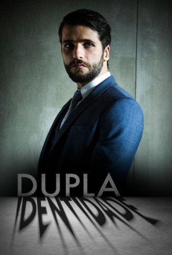 Постер к сериалу "Двойная идентичность" Постер к сериалу "Двойная идентичность"
